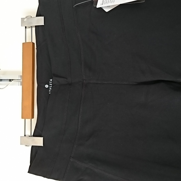 Athleta Balance Capris - Picture 3 of 15